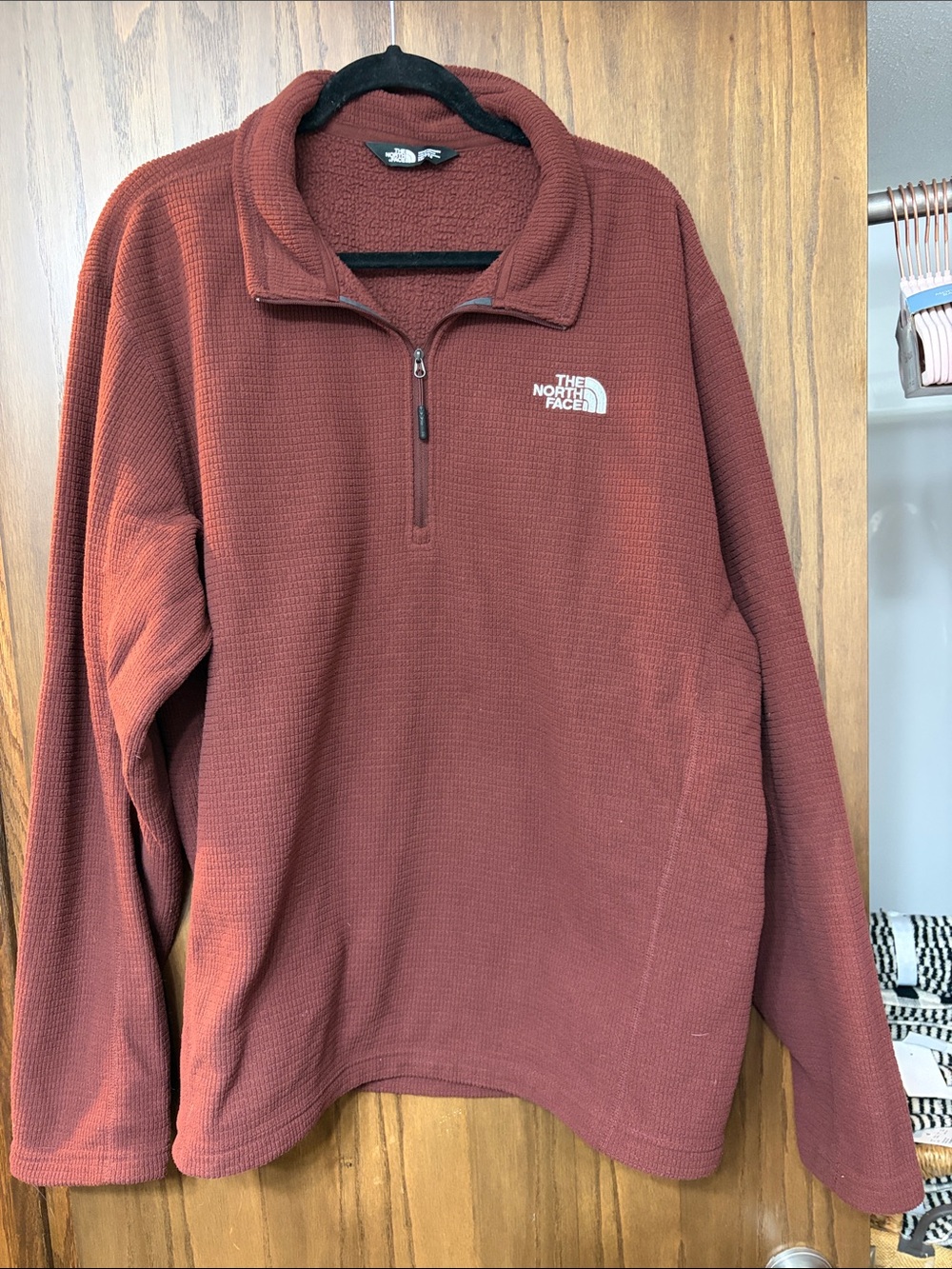 The North Face Men's Zip-Neck Fleece Pullover - Rust Red